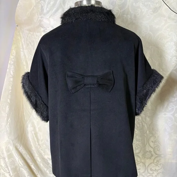 Halogen Black Fur-Trimmed Women's Poncho - Picture 2 of 16